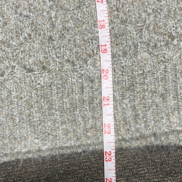 Hem and Thread Gray Textured Knit Sweater Vest NWT - Picture 10 of 11